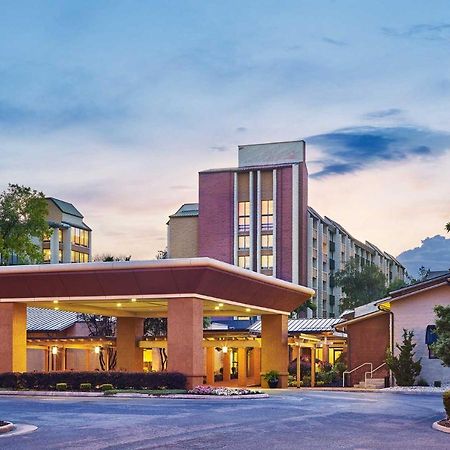 Blue Ridge Hotel & Conference Center โรอาโนก ภายนอก รูปภาพ